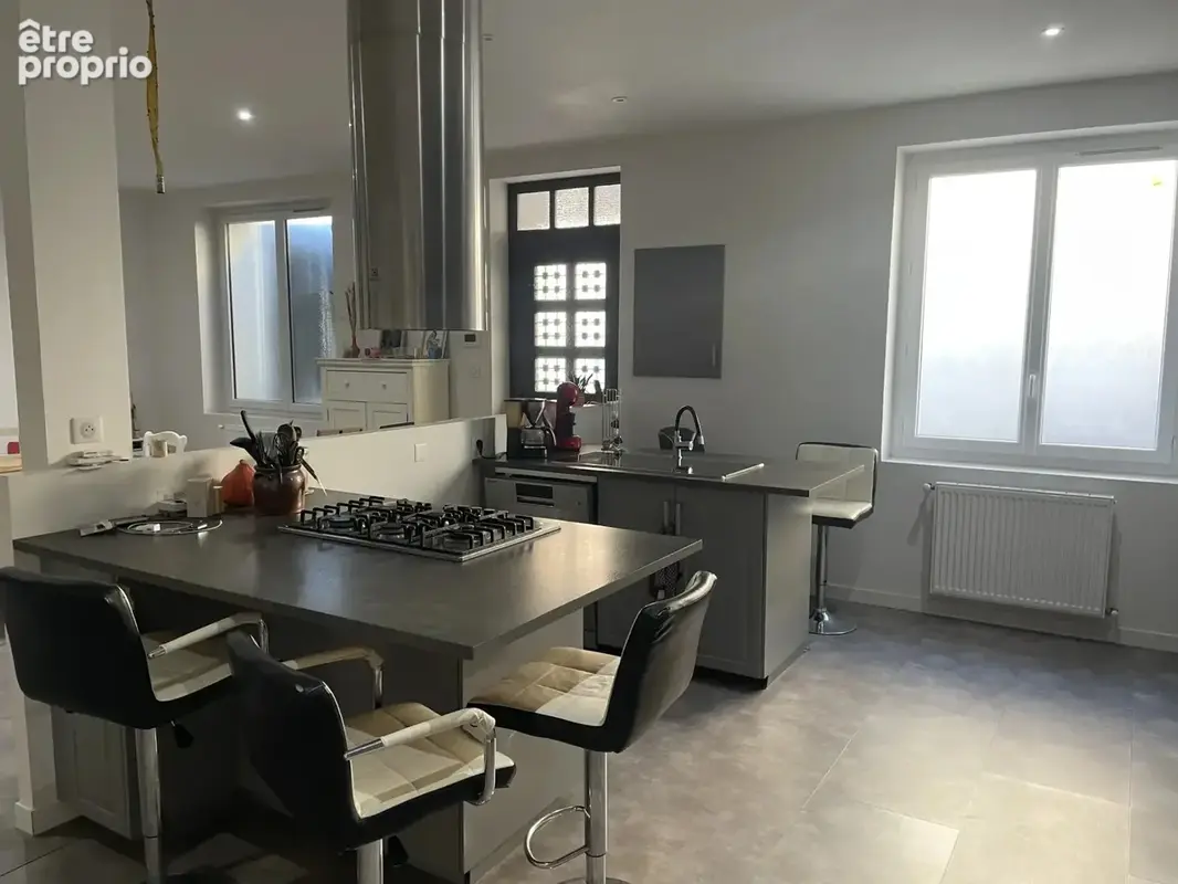 GRANDE MAISON de VILLE habitable en plain-pied en centre vil - photo 2