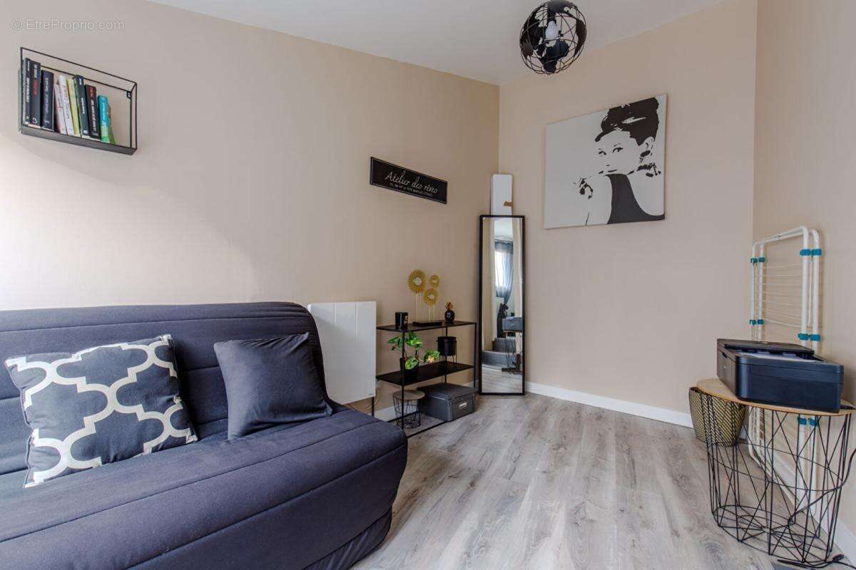 Maison à OINVILLE-SUR-MONTCIENT