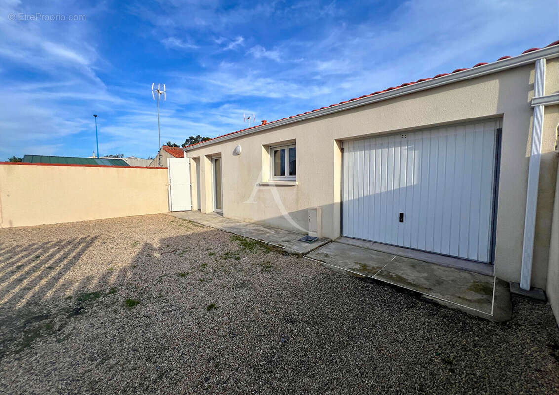 Maison à BEAUVOIR-SUR-MER