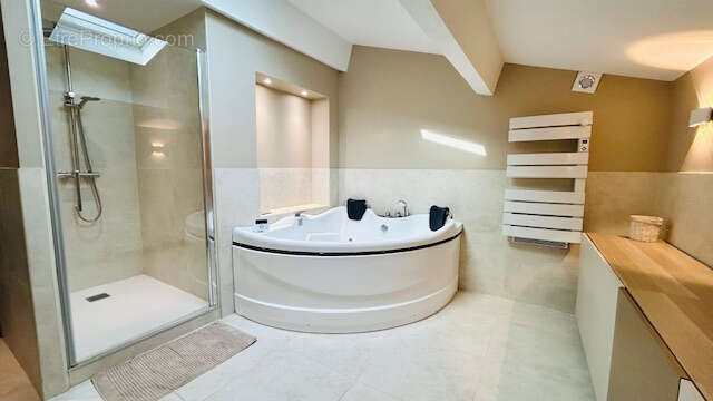 Maison à AIX-EN-PROVENCE