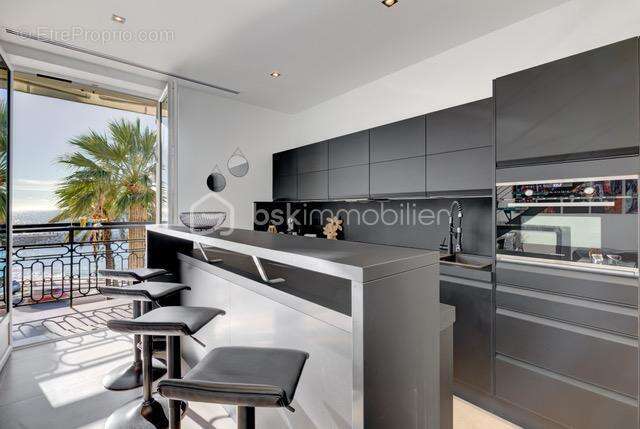 Cannes -  penthouse - front de mer - 4 chambres - terrasse 100m² - 5 min du palais des festivals - photo 5