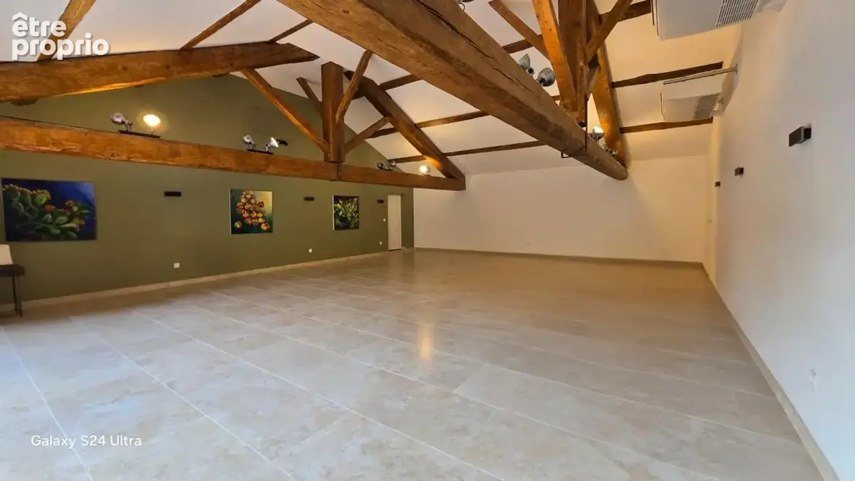 L’Exception Narbonnaise : Un Domaine Viticole d’Autre Temps, Sublimé par le Luxe Moderne" - photo 26
