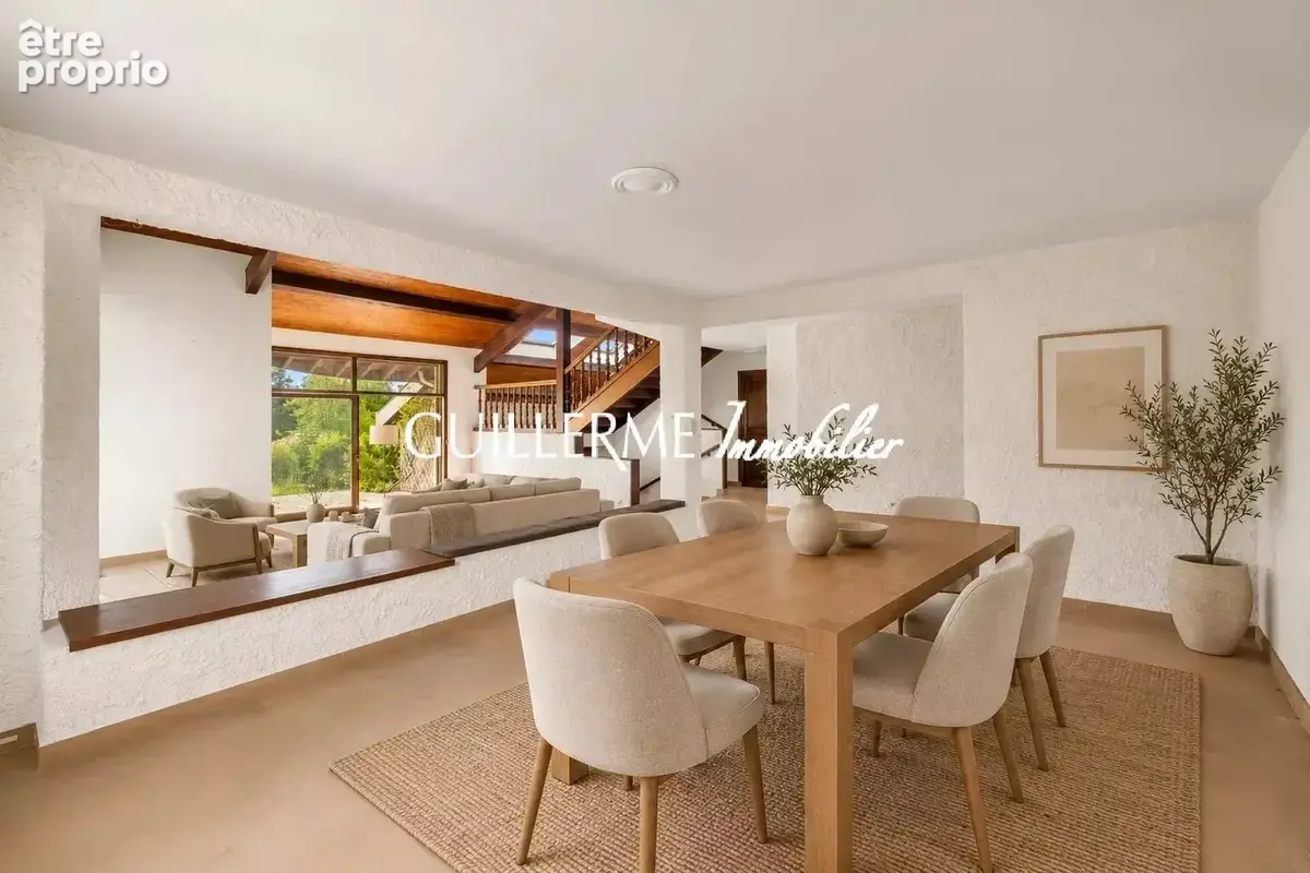 Dardilly-le-Bas – Maison de 250 m² – Piscine & pool-house – Terrain de 3 600 m² - photo 11