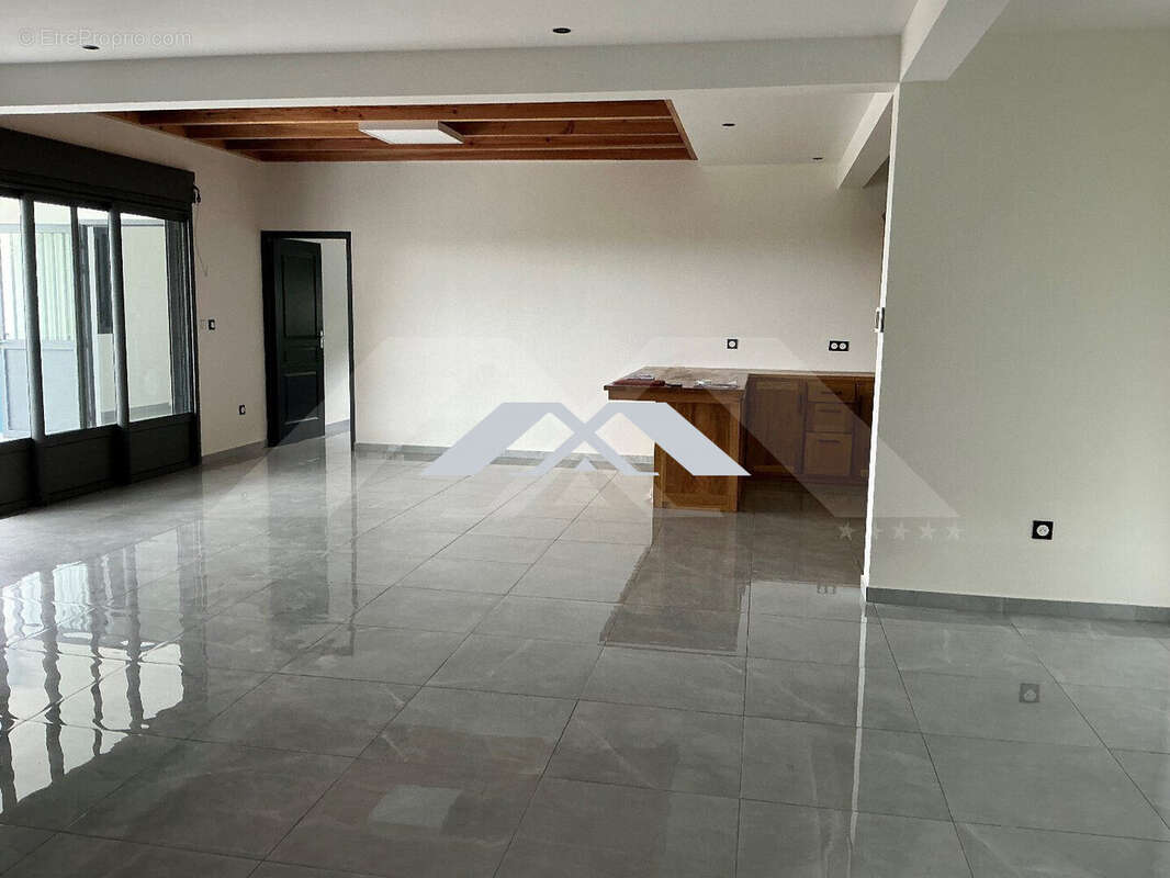 Maison à ENTRE-DEUX