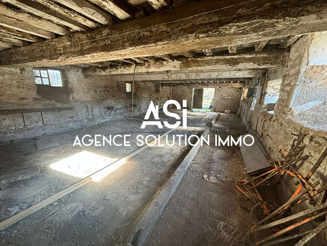 Maison à LA BAZOUGE-DU-DESERT