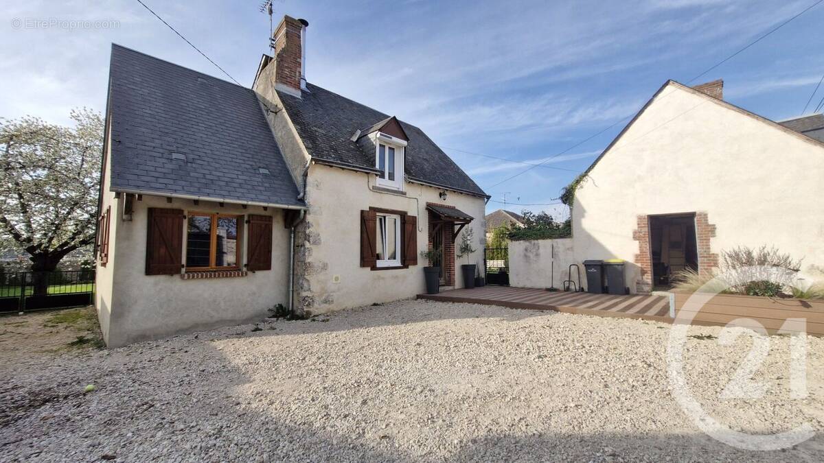 Maison à CONIE-MOLITARD