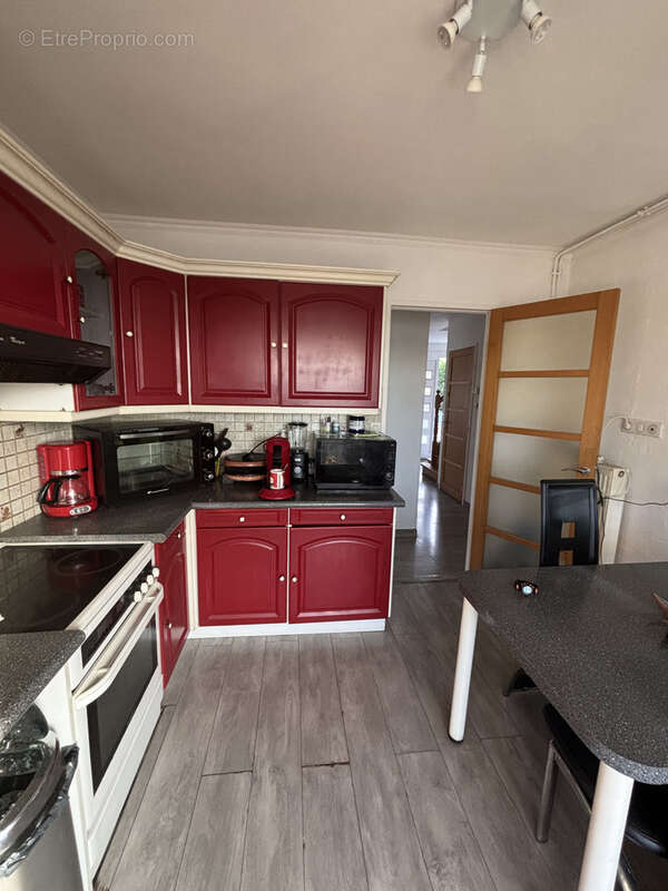 Maison à JOUY-LE-CHATEL