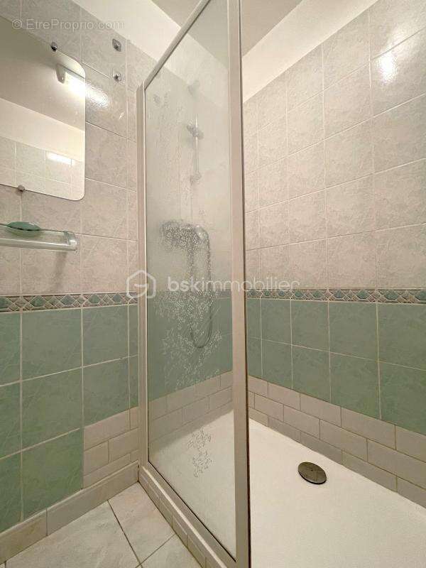 Maison à LES CLAYES-SOUS-BOIS