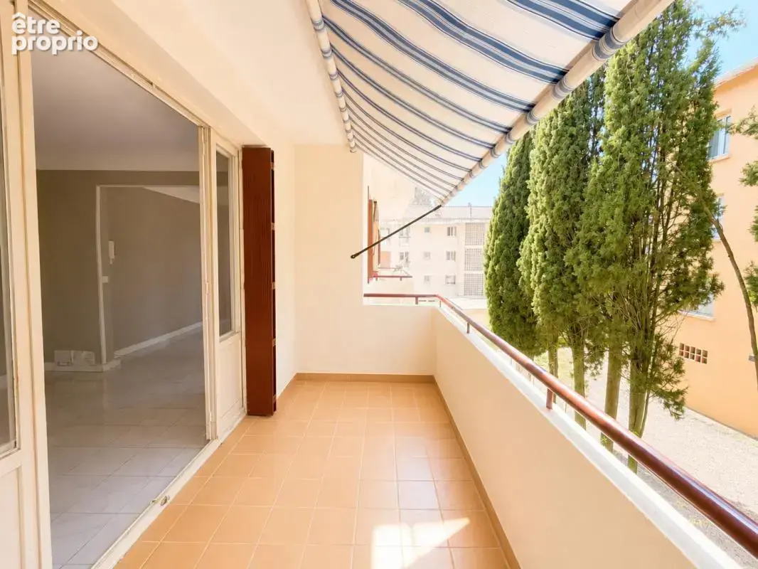 Aix Quartier Pigonnet – Appartement T4/5 traversant de 81 m² avec balcon, cave et stationnement - photo 6
