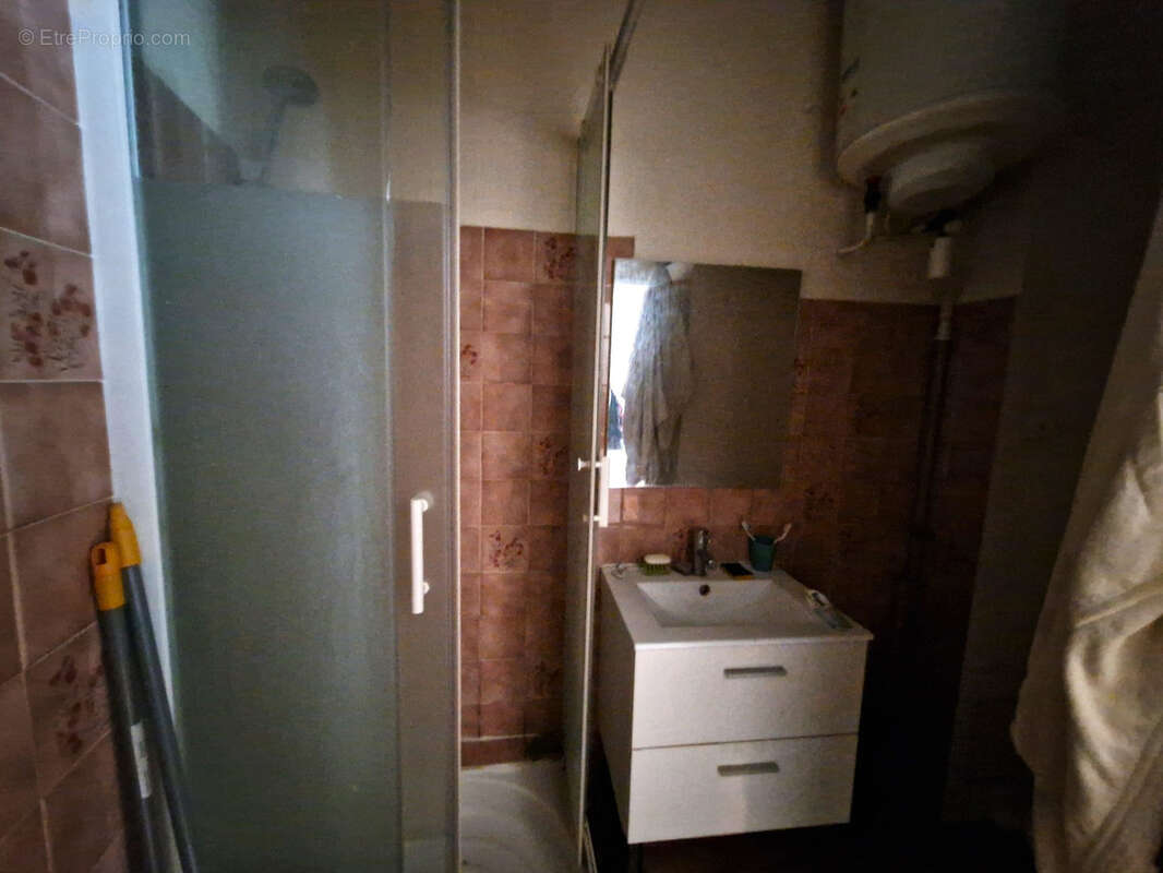 Immeuble locatif (2 studios et 1 T2) - photo 6