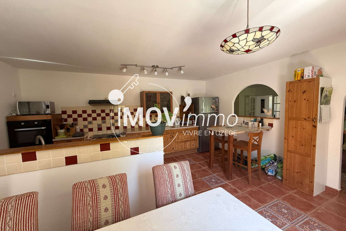 Maison 116 m² à Uzes  - photo 4