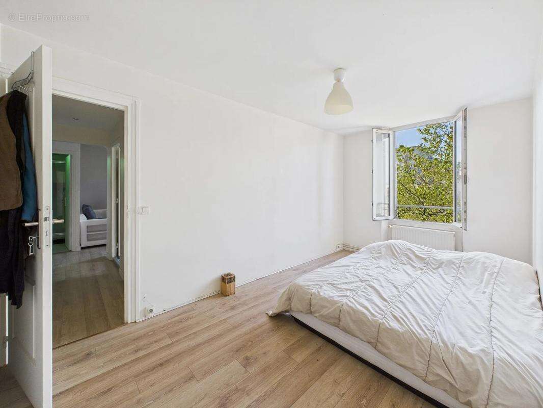 Appartement à STAINS