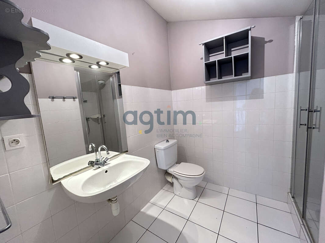 25 minutes de NANTES: MONTAIGU-VENDEE, Boufféré, centre, maison à étage, 126m2 hab, 4 chambres, garage, terrai - photo 12