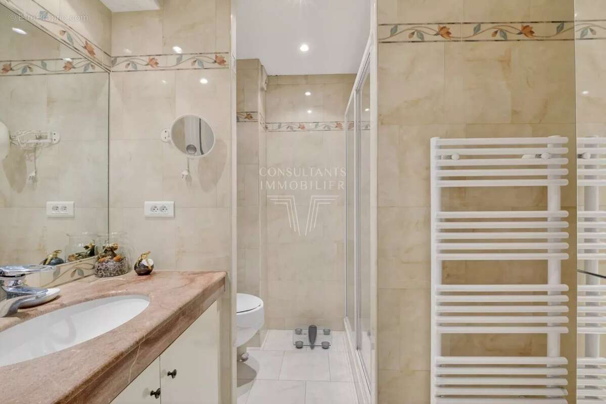 Appartement à LE CANNET