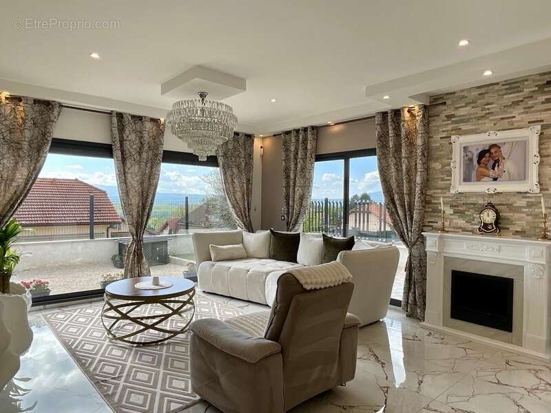 Maison à SAINT-JEAN-DE-GONVILLE