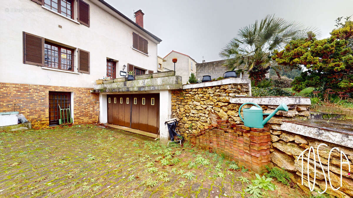 Maison à CHOISY-LE-ROI