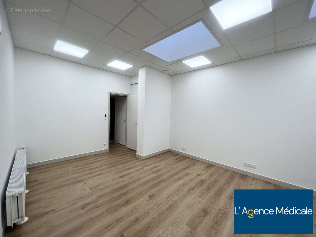 Commerce à PARIS-15E