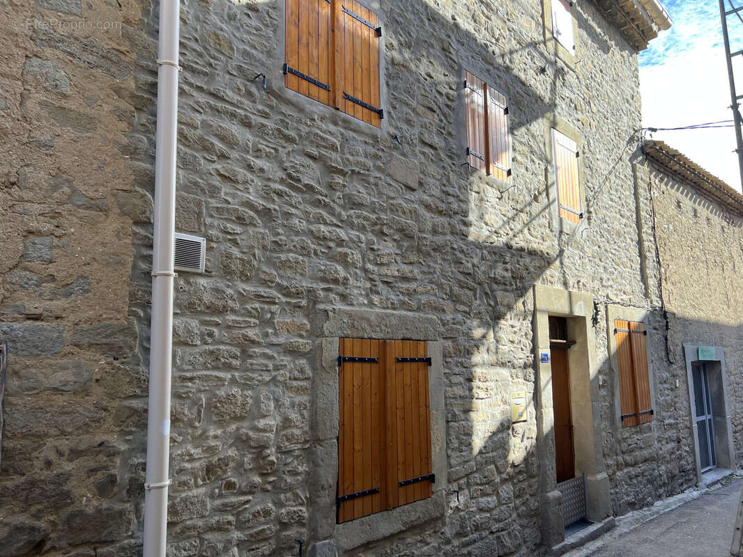 Maison à LAURE-MINERVOIS