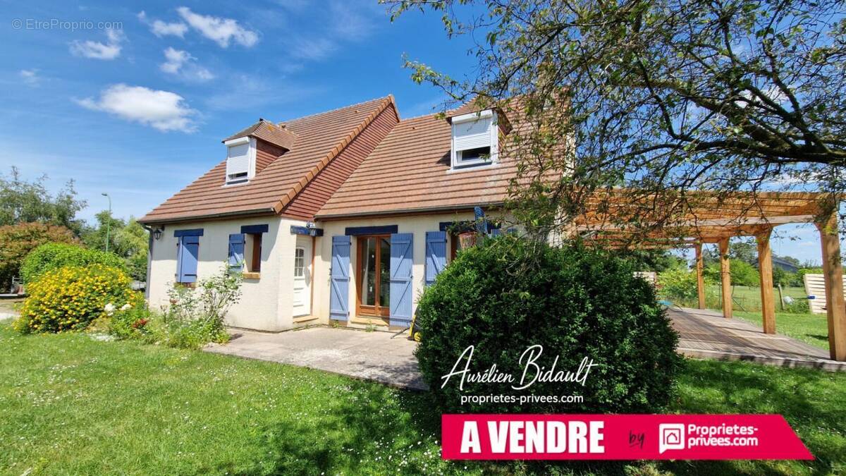 Maison à CLAVILLE