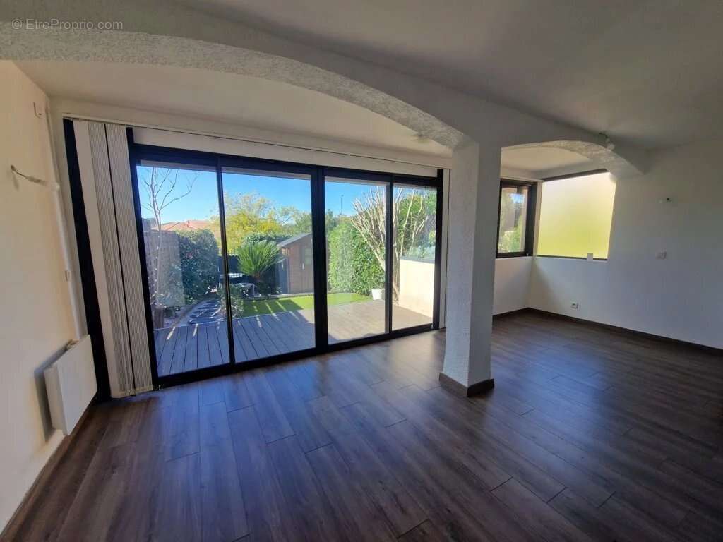 Appartement à SAINT-RAPHAEL