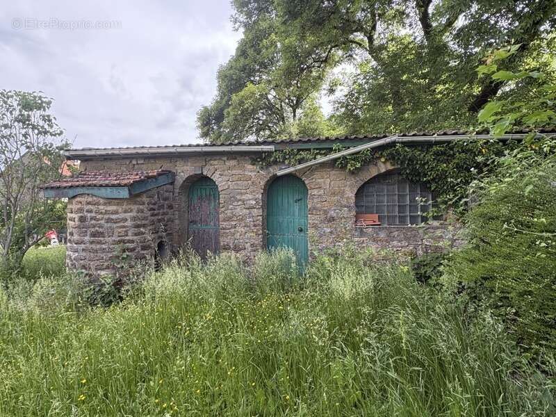 Maison à HAUCOURT-MOULAINE