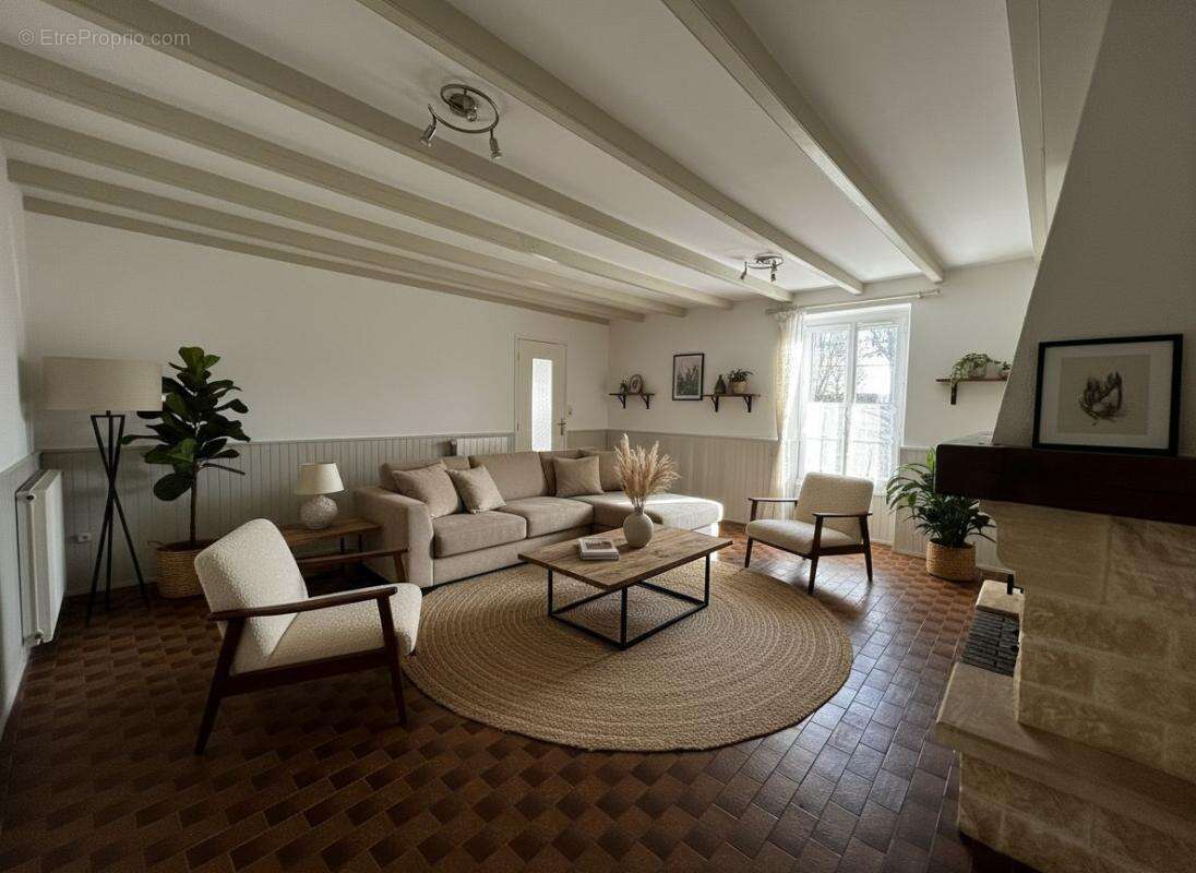 Maison à FERRIERES