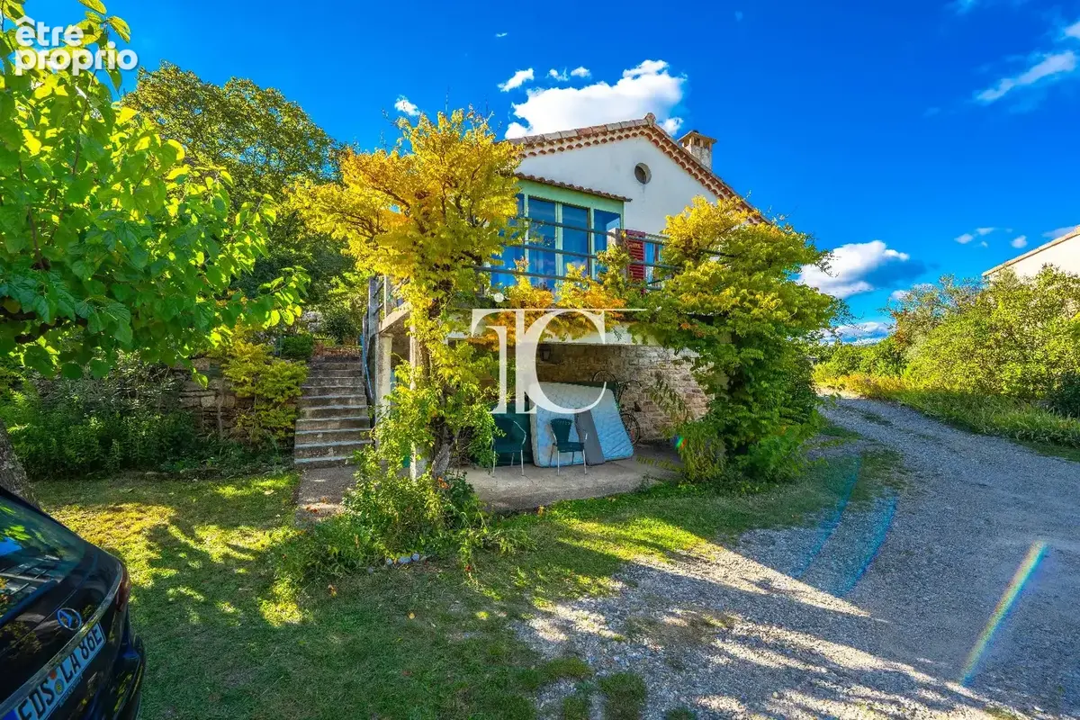 Maison 2 chambres 1702m² de terrain centre village - photo 16