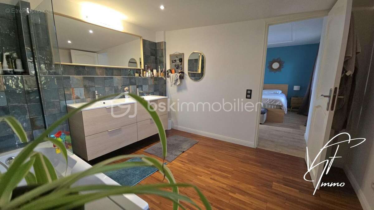 Maison à SIX-FOURS-LES-PLAGES