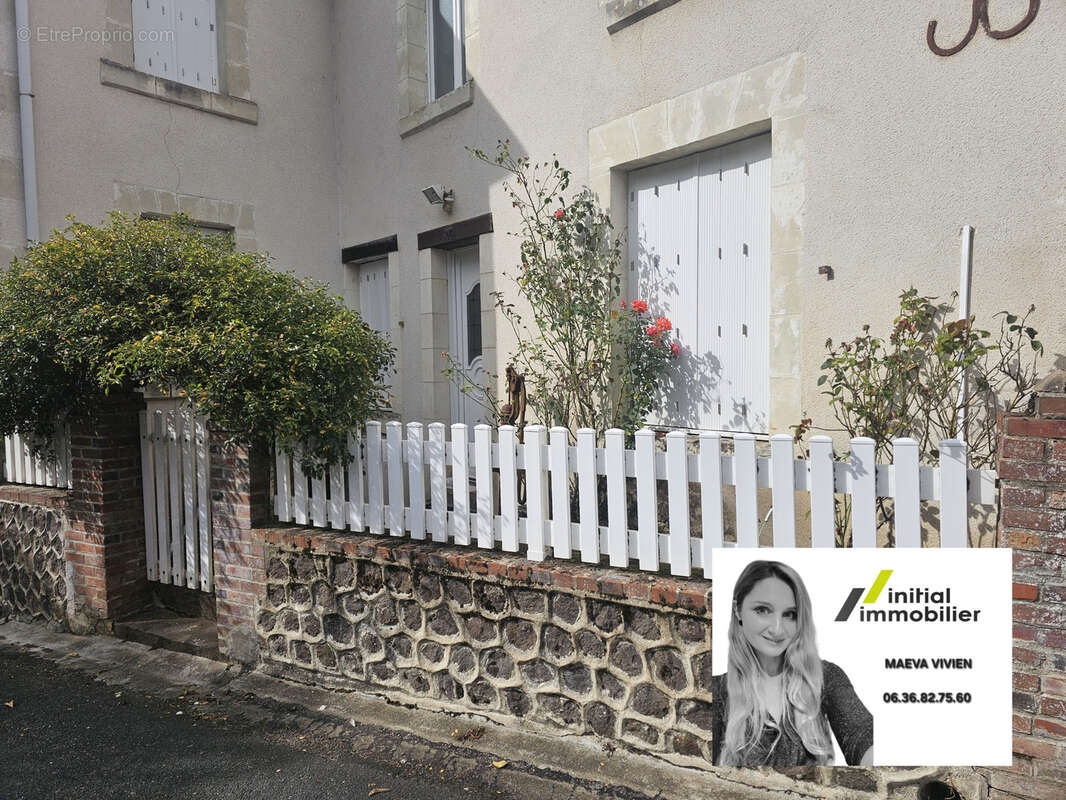 Maison à BEAUMONT-LA-RONCE