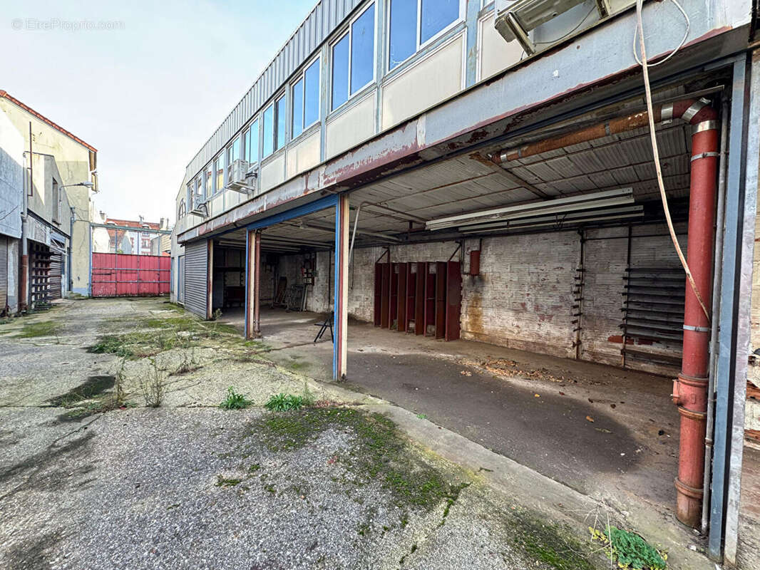 Commerce à ROMAINVILLE