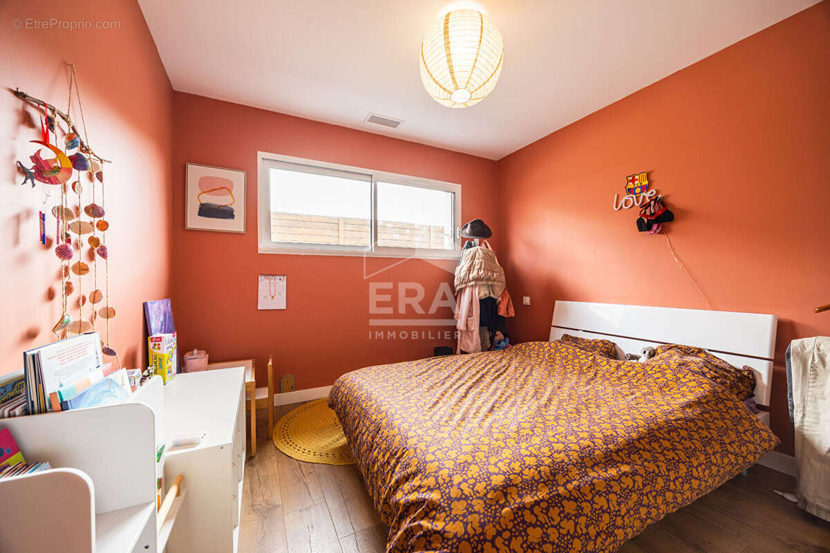 Maison à VILLELONGUE-DELS-MONTS