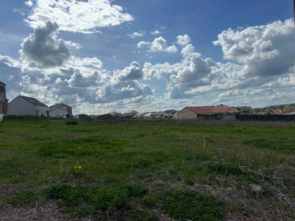 Terrain à INGLANGE