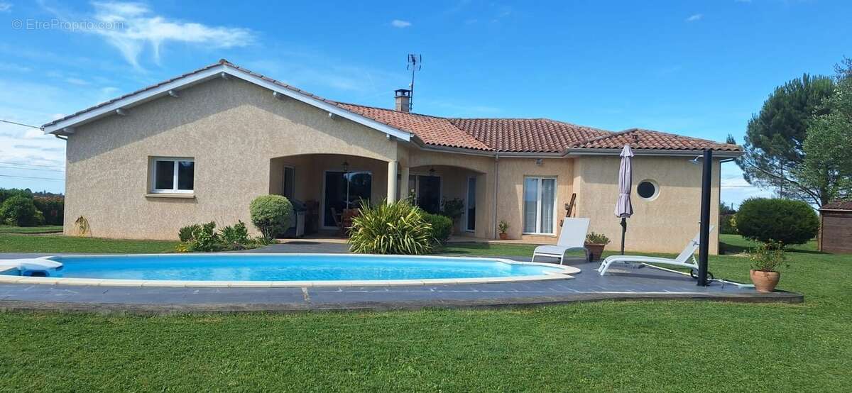 Maison à MIRANDE