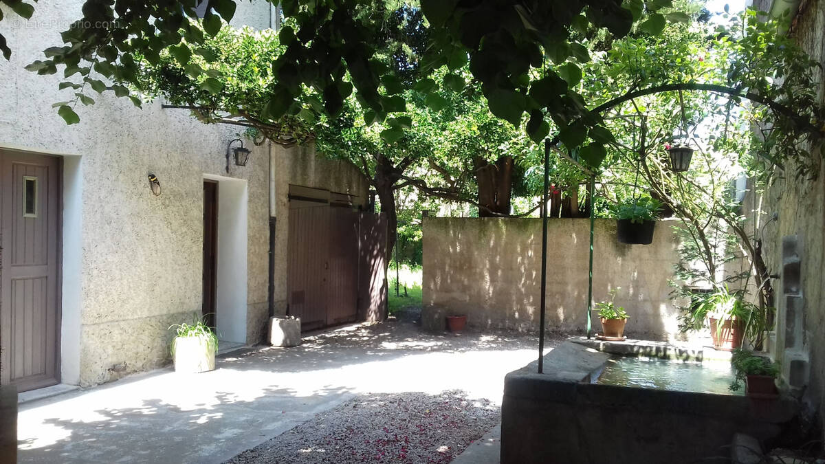 Maison à MALAUCENE