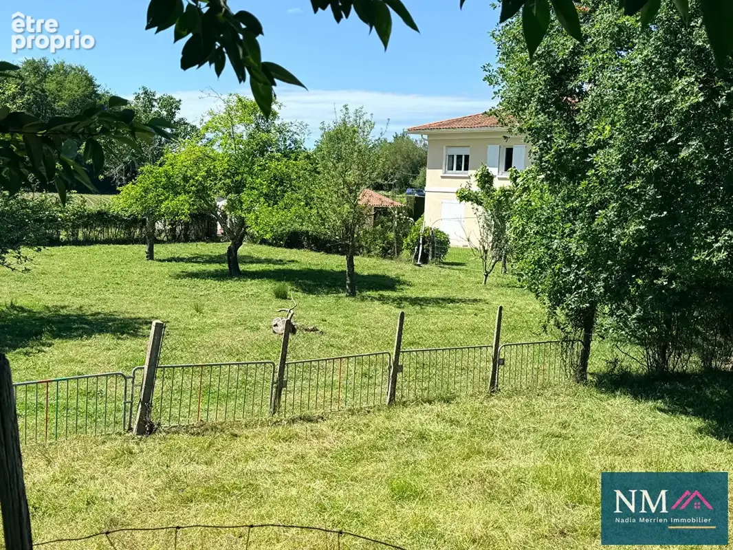 Maison Lahonce avec dépendances - photo 5