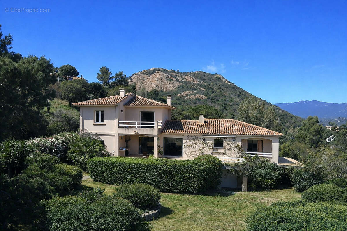 Maison à PORTO-VECCHIO