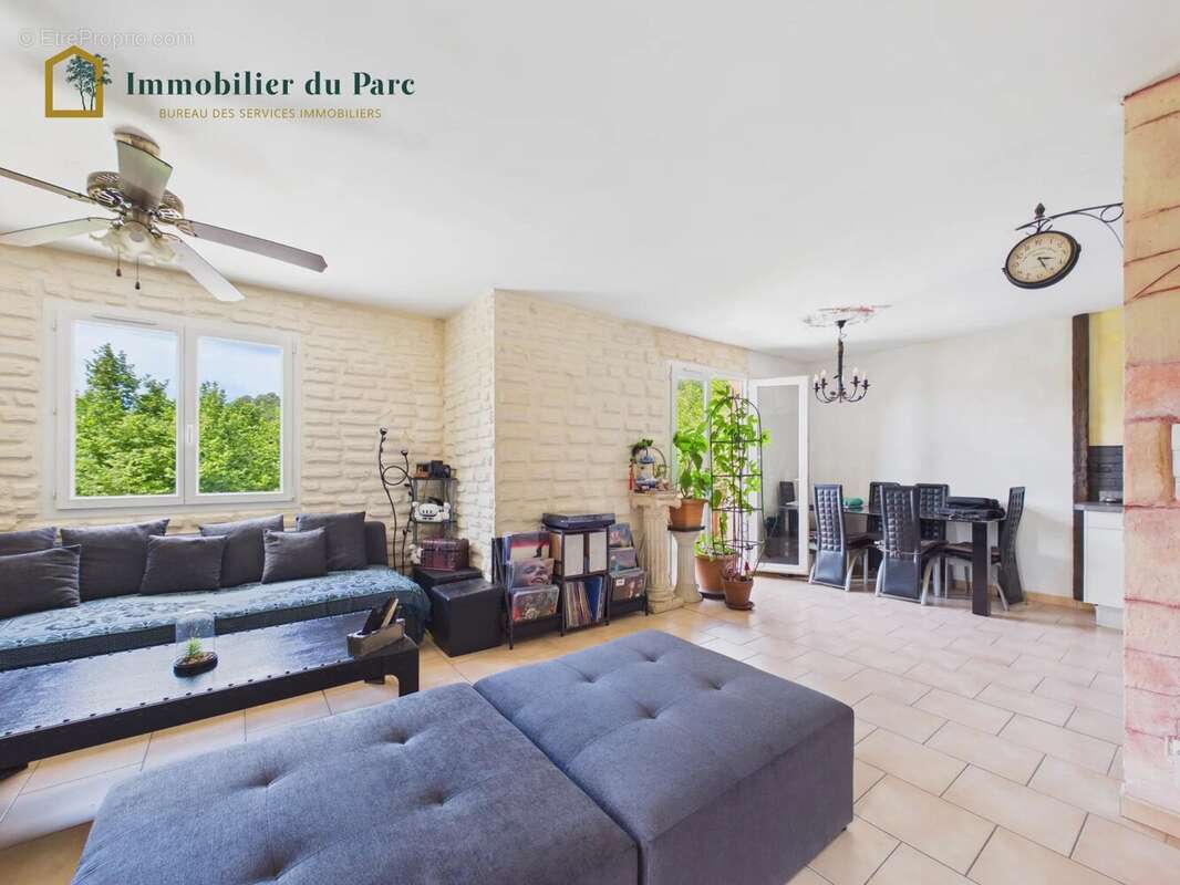 Maison 5 pièces à Montbouton avec terrain 700 m² et sous-sol aménagé - photo 2