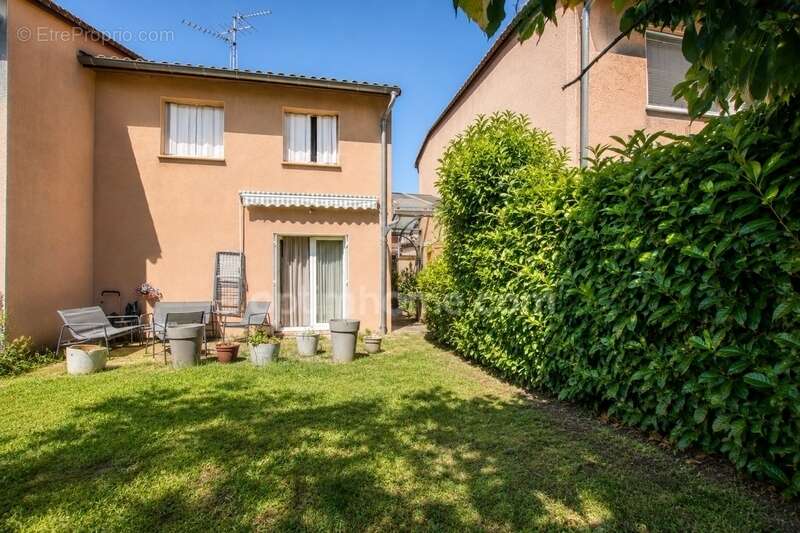 Toulouse lalande – maison t4 rénovée de 84,45 m2 – jardin – garage – parking privatif – environnement calme / impasse - photo 26
