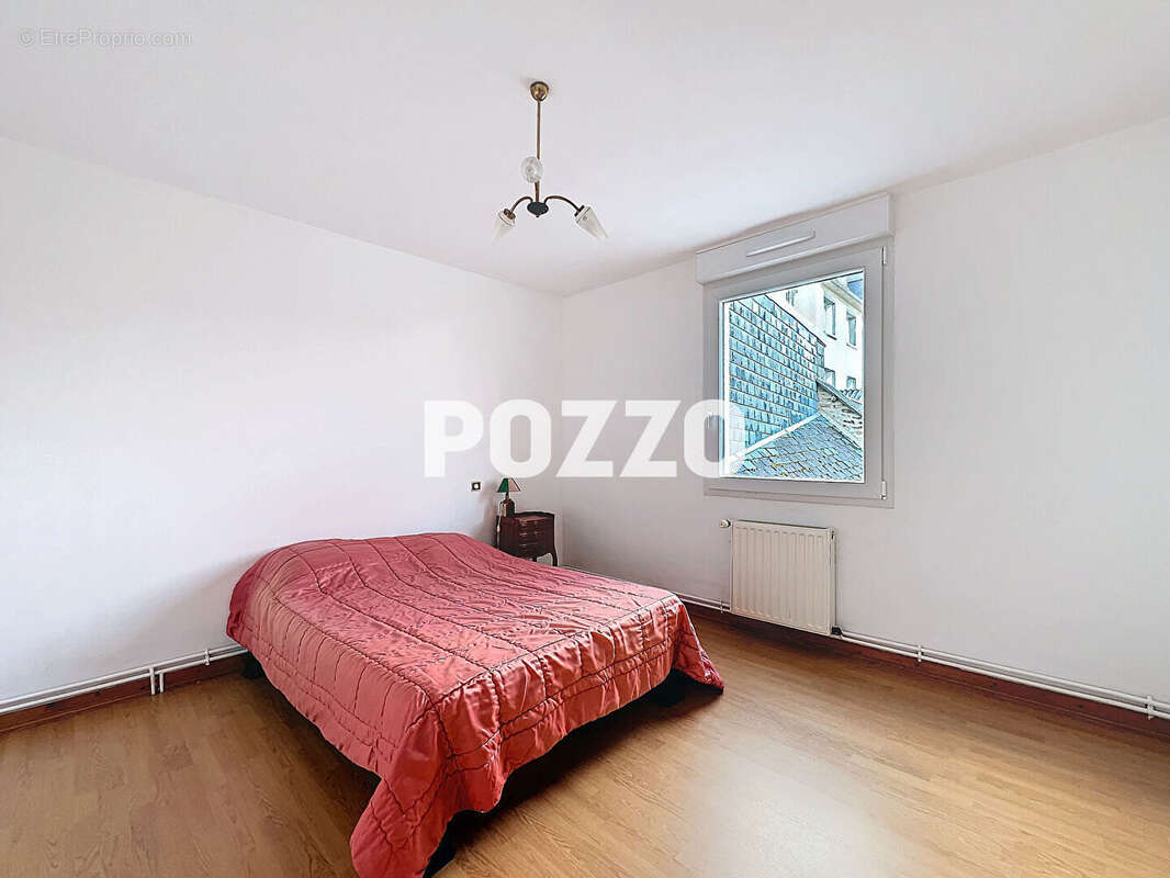 Maison à SAINT-HILAIRE-DU-HARCOUET