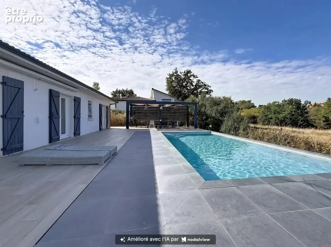 Lapeysouse Fossat, Maison de 150 m² avec piscine. - photo 1