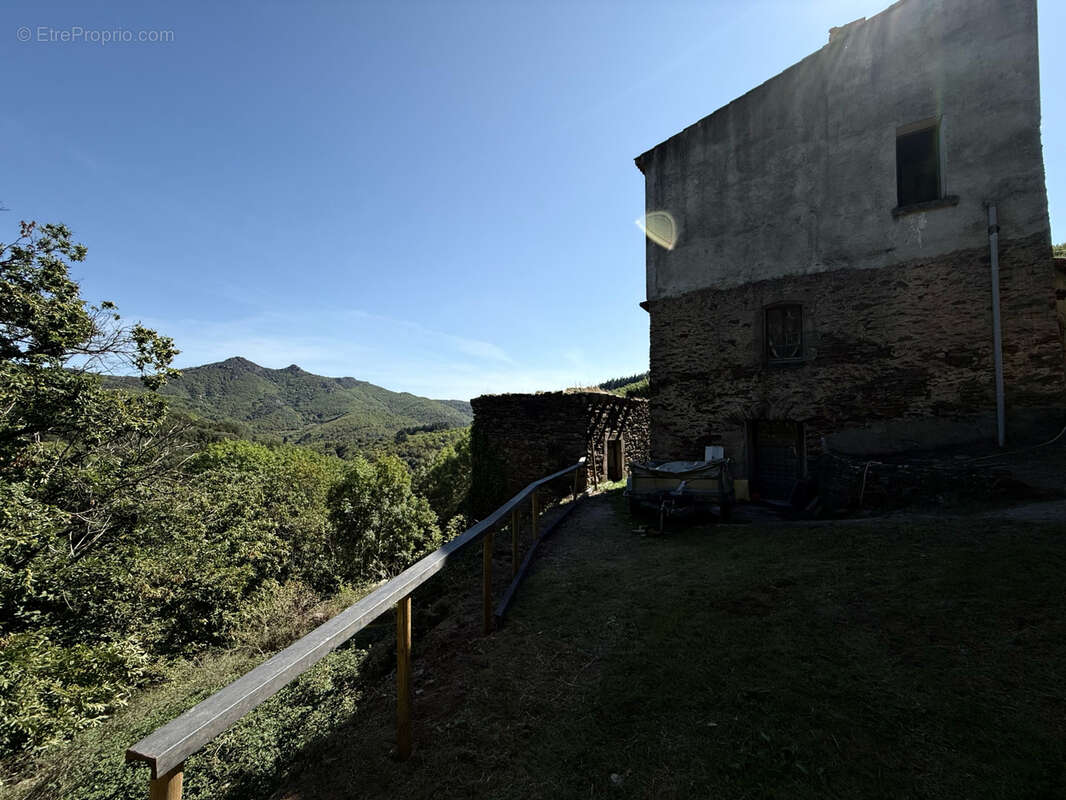 Maison à ROSIS