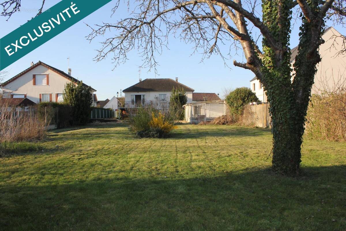Photo 1 - Maison à LES AGEUX