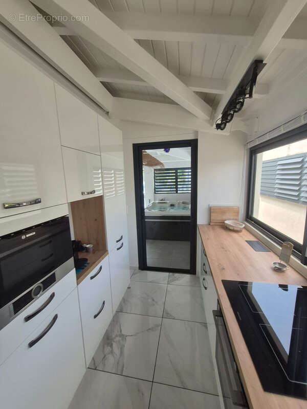 Duplex vue marina avec jacuzzi — Anse Marcel - photo 28