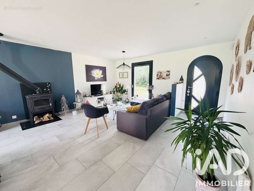 Maison 90 m² à Lusanger  - photo 7