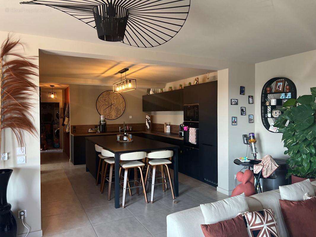 Appartement à FRONTIGNAN