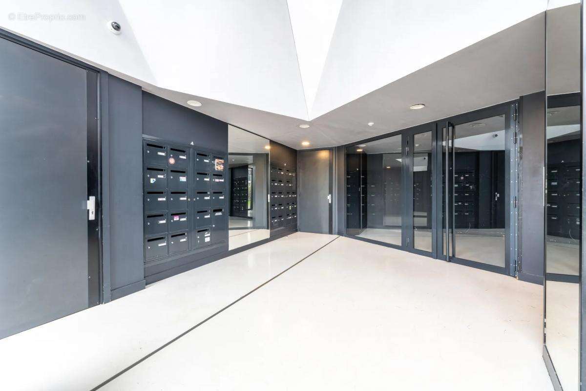 Appartement à PARIS-19E