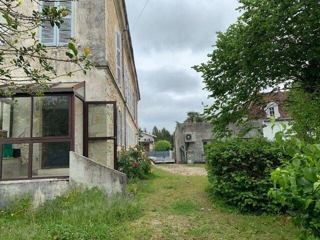 Appartement à GENLIS