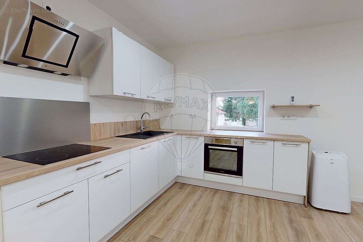 Appartement à SAINT-PRYVE-SAINT-MESMIN