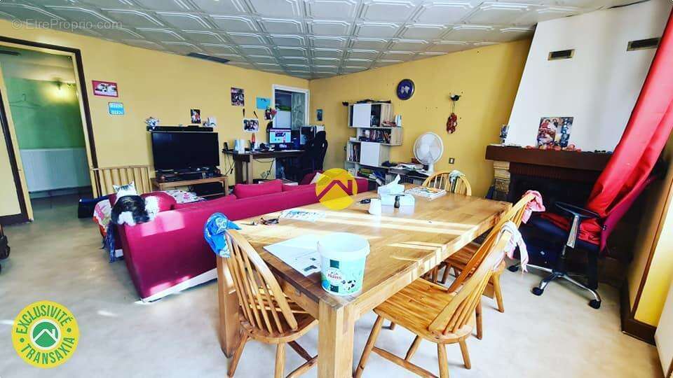 Maison à LES AIX-D&#039;ANGILLON