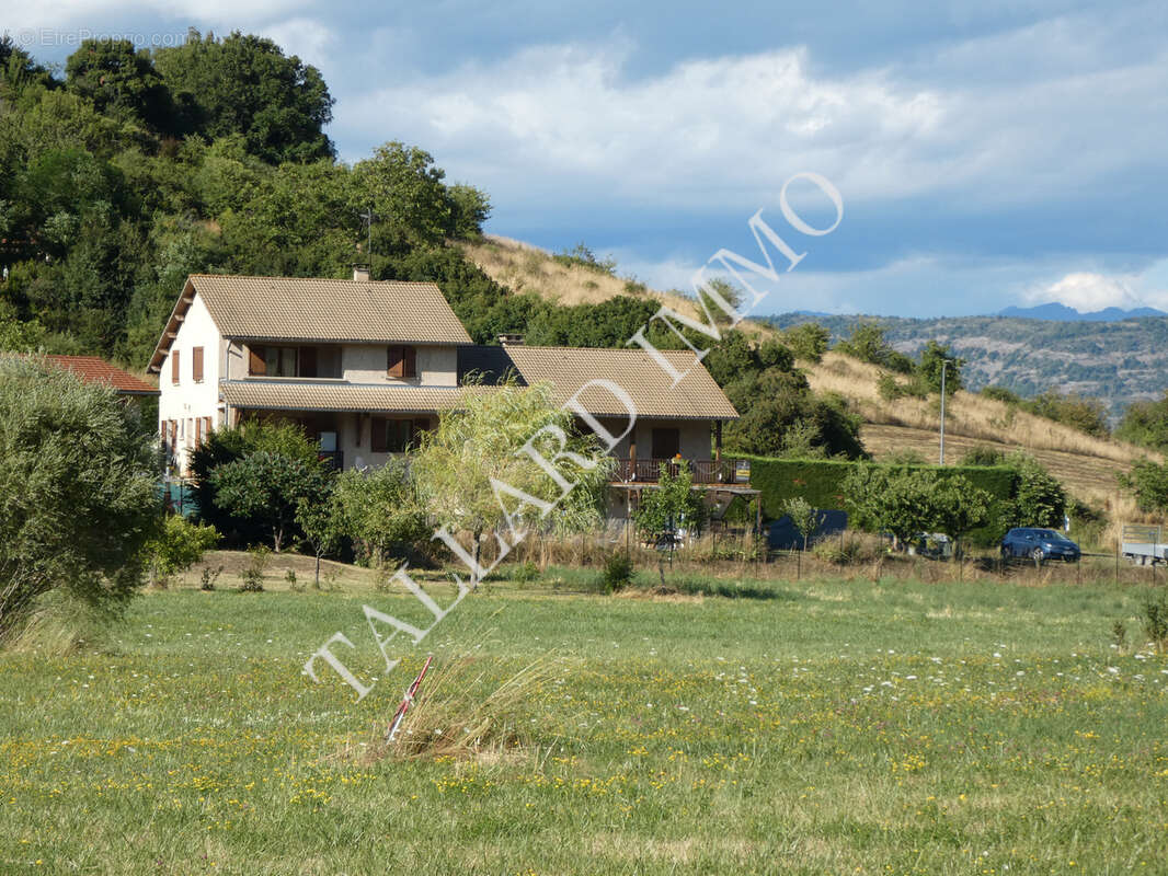 Maison à TURRIERS
